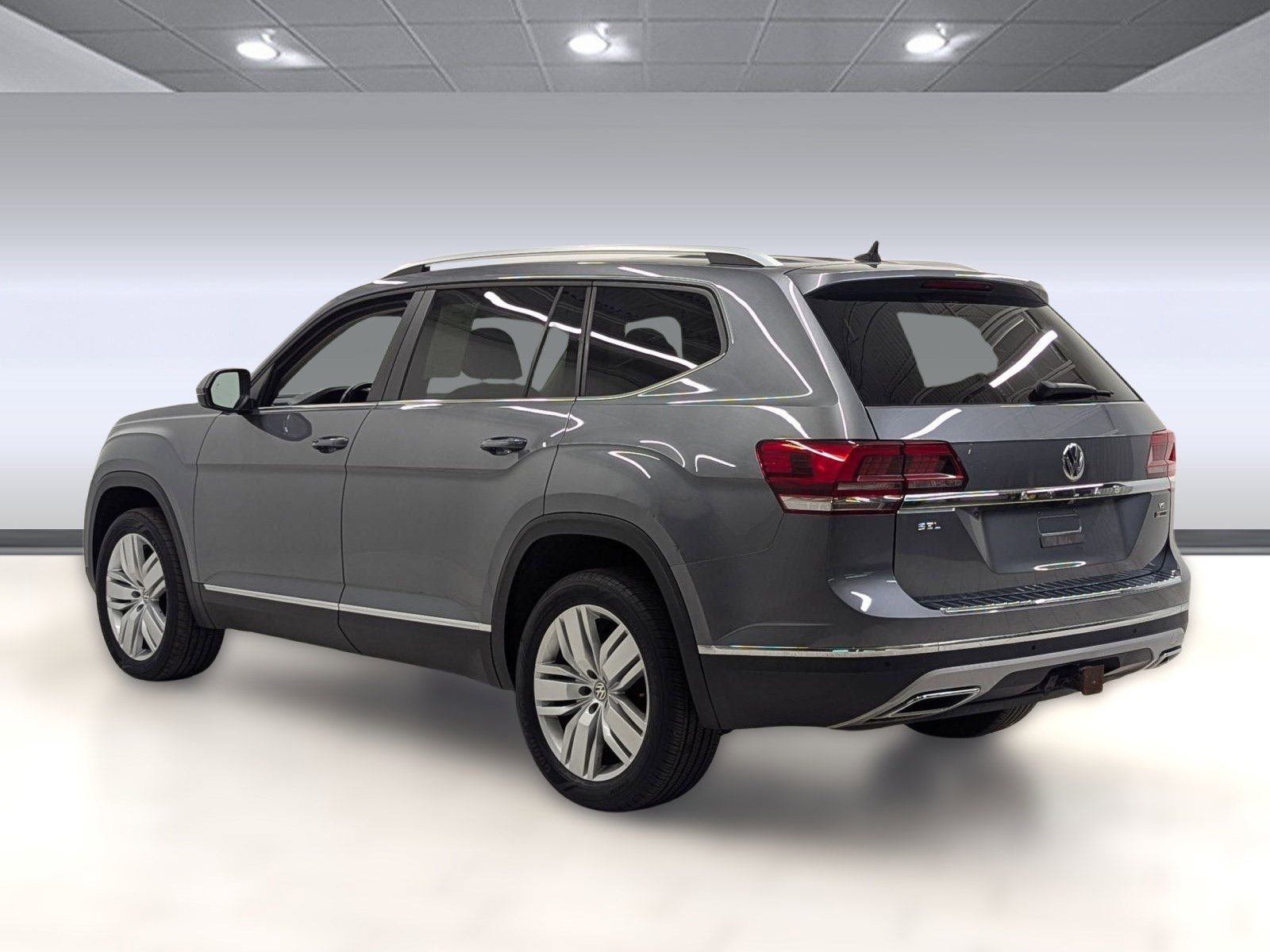 Used 2019 Volkswagen Atlas SEL image 2