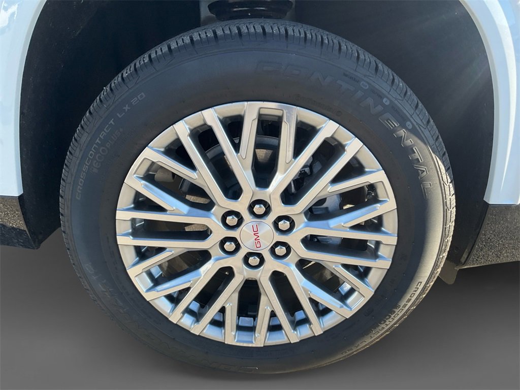 New 2026 GMC Acadia Denali w/ Super Cruise Package image 15