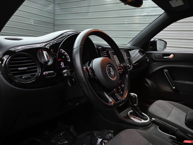 Used 2019 Volkswagen Beetle 2.0T S FWD image 11