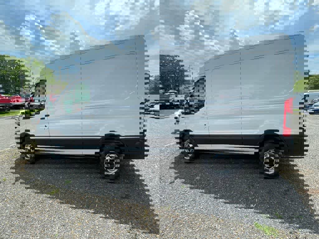 New 2025 Ford Transit 250 148 Medium Roof image 8