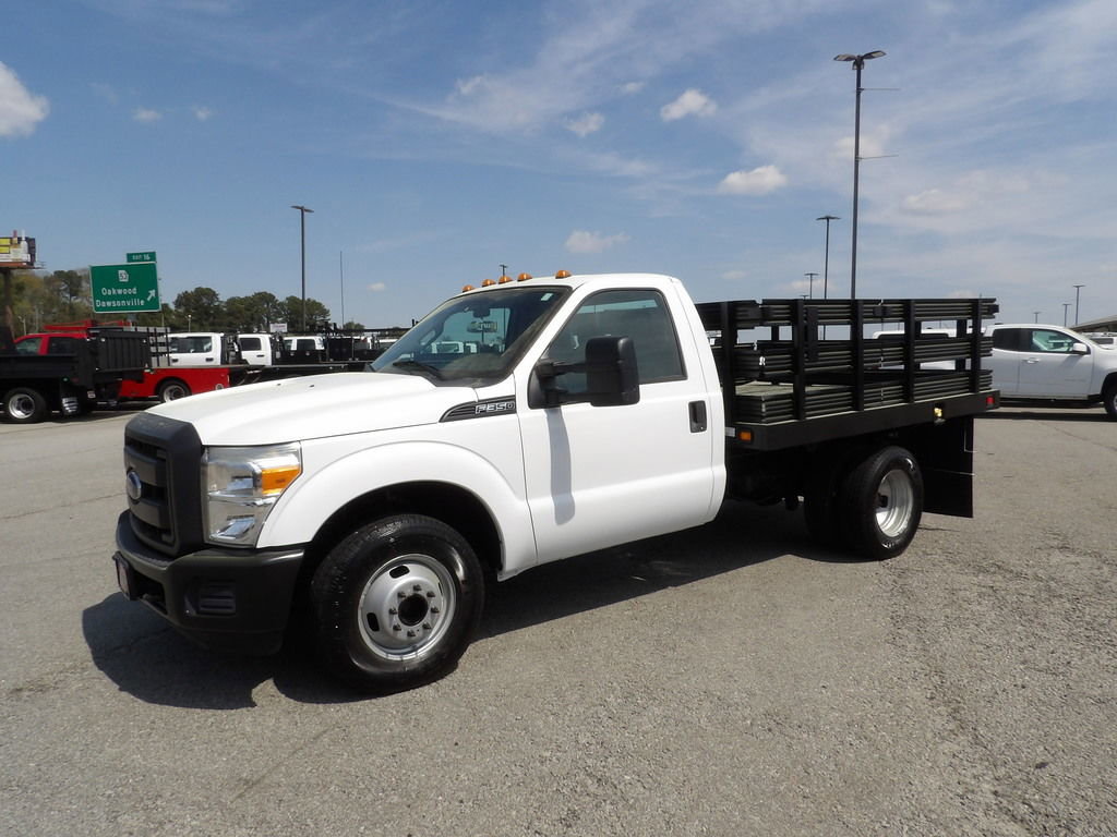 Used 2016 Ford F350 XL image 3