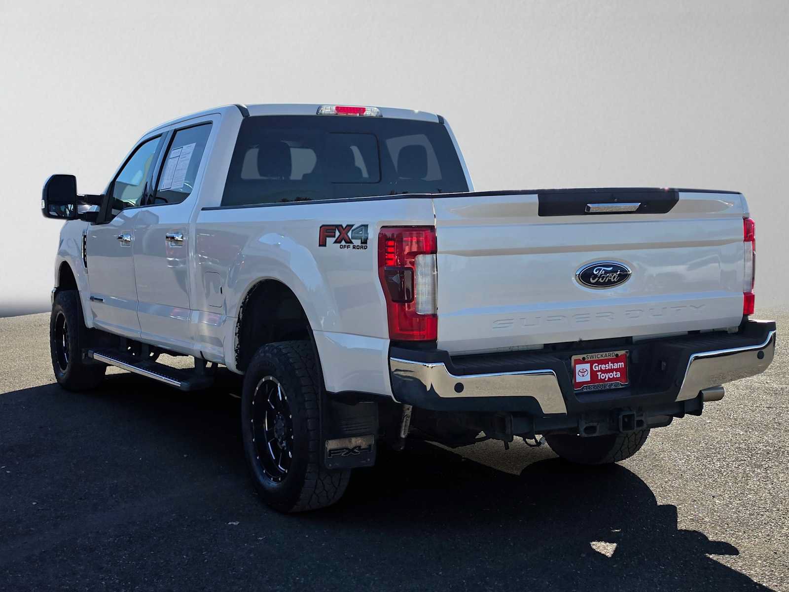 Used 2017 Ford F350 Lariat w/ Chrome Package AWD/4WD image 5