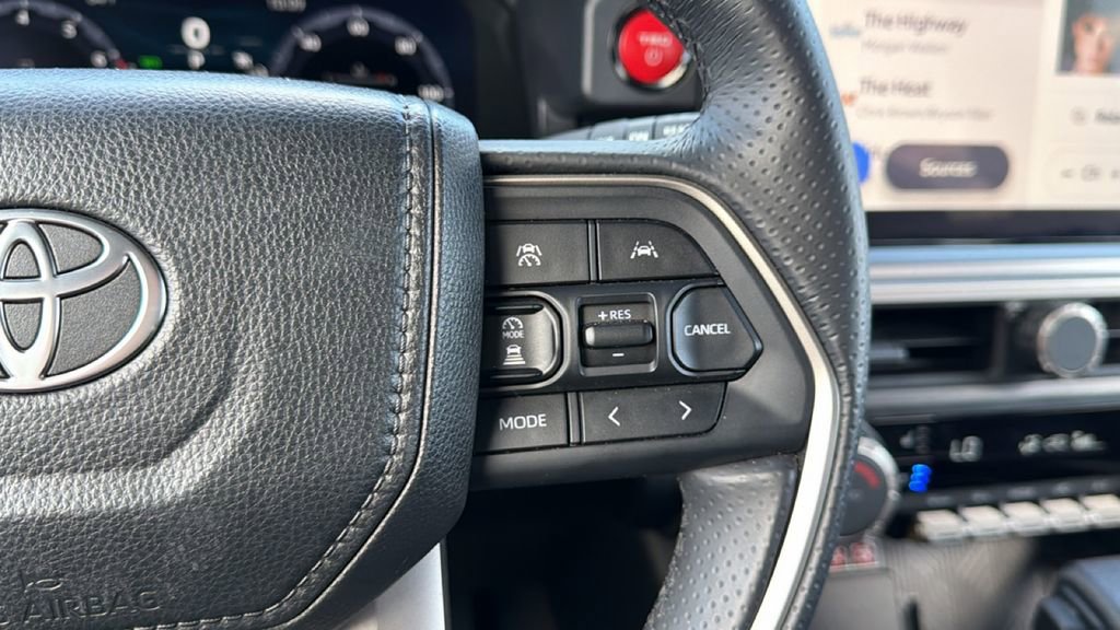 Certified 2025 Toyota 4Runner TRD Off-Road Premium w/ Tow Technology Package image 28