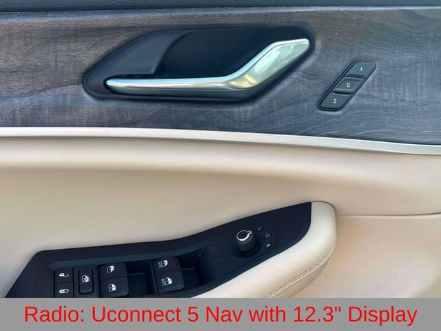 New 2027 Jeep Grand Cherokee L Limited AWD/4WD image 18