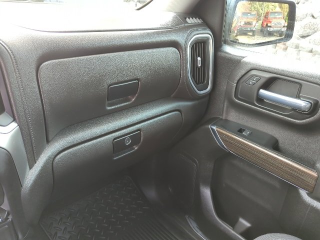 Used 2021 Chevrolet Silverado 1500 LT Trail Boss image 8