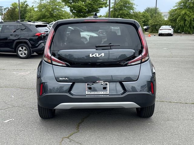 Used 2025 Kia Soul LX w/ LX Technology Package FWD image 3