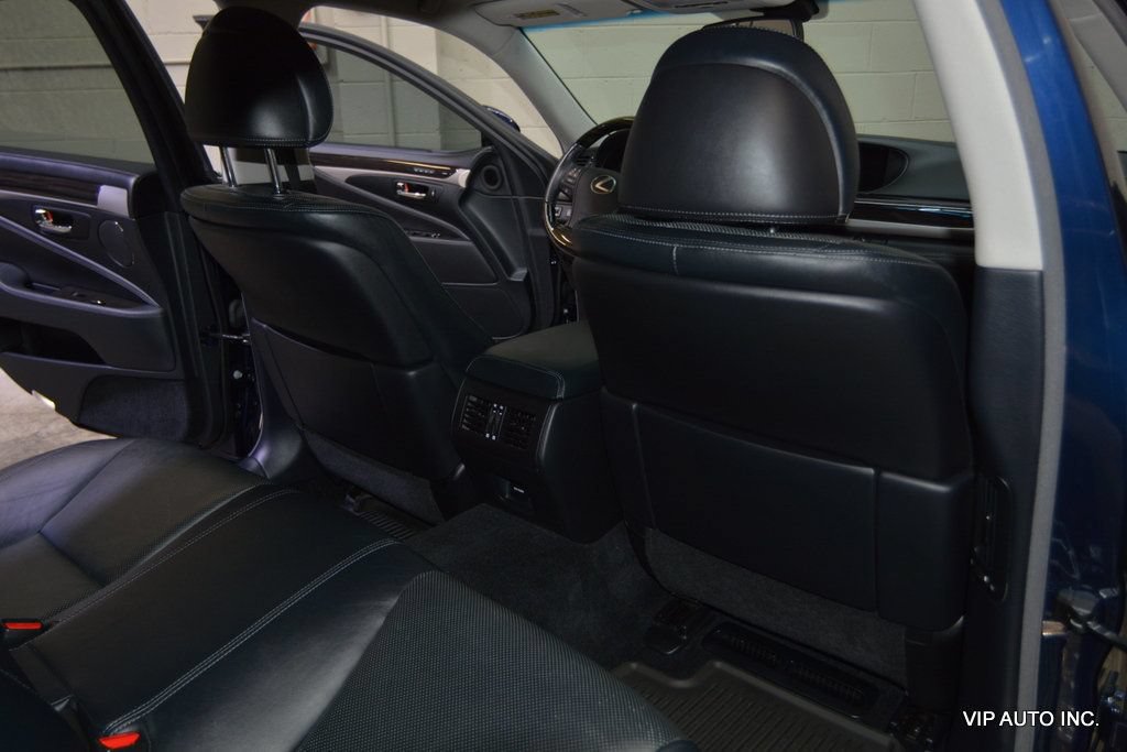 Used 2013 Lexus LS 460 w/ Comfort Pkg RWD image 20