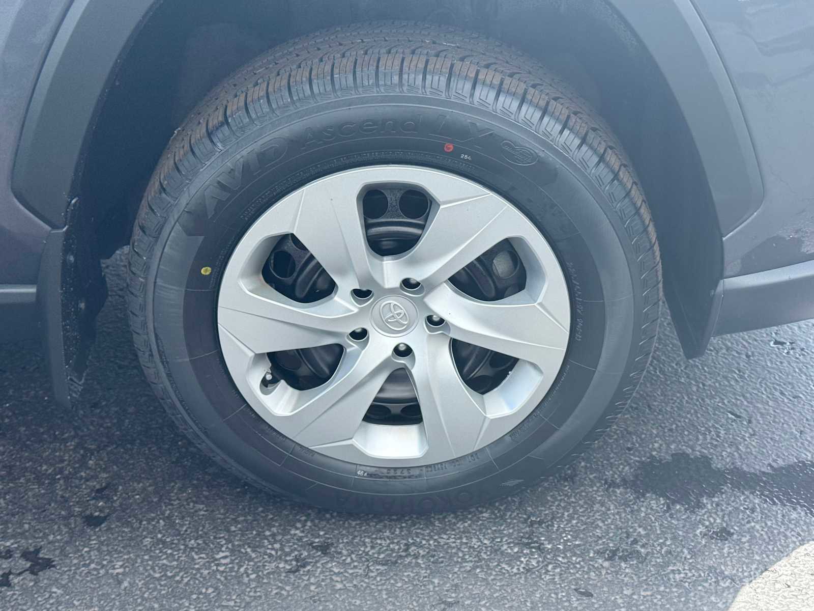 Certified 2023 Toyota RAV4 LE FWD image 7