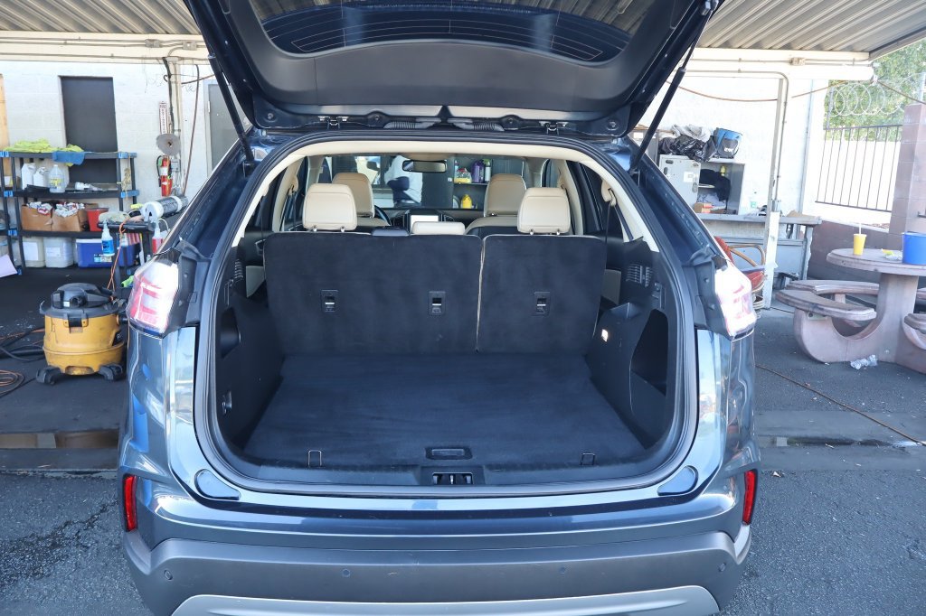 Used 2024 Ford Edge SEL AWD/4WD image 36