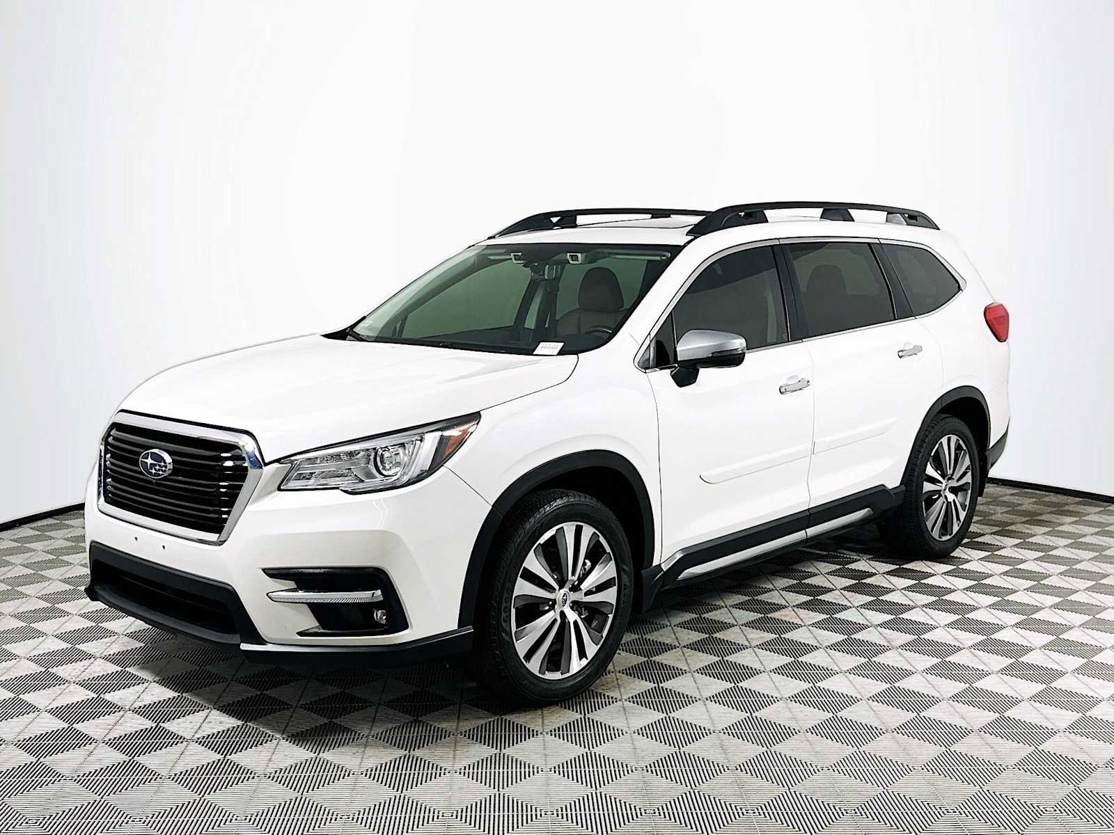 Used 2020 Subaru Ascent Touring w/ Popular Package #2A image 3