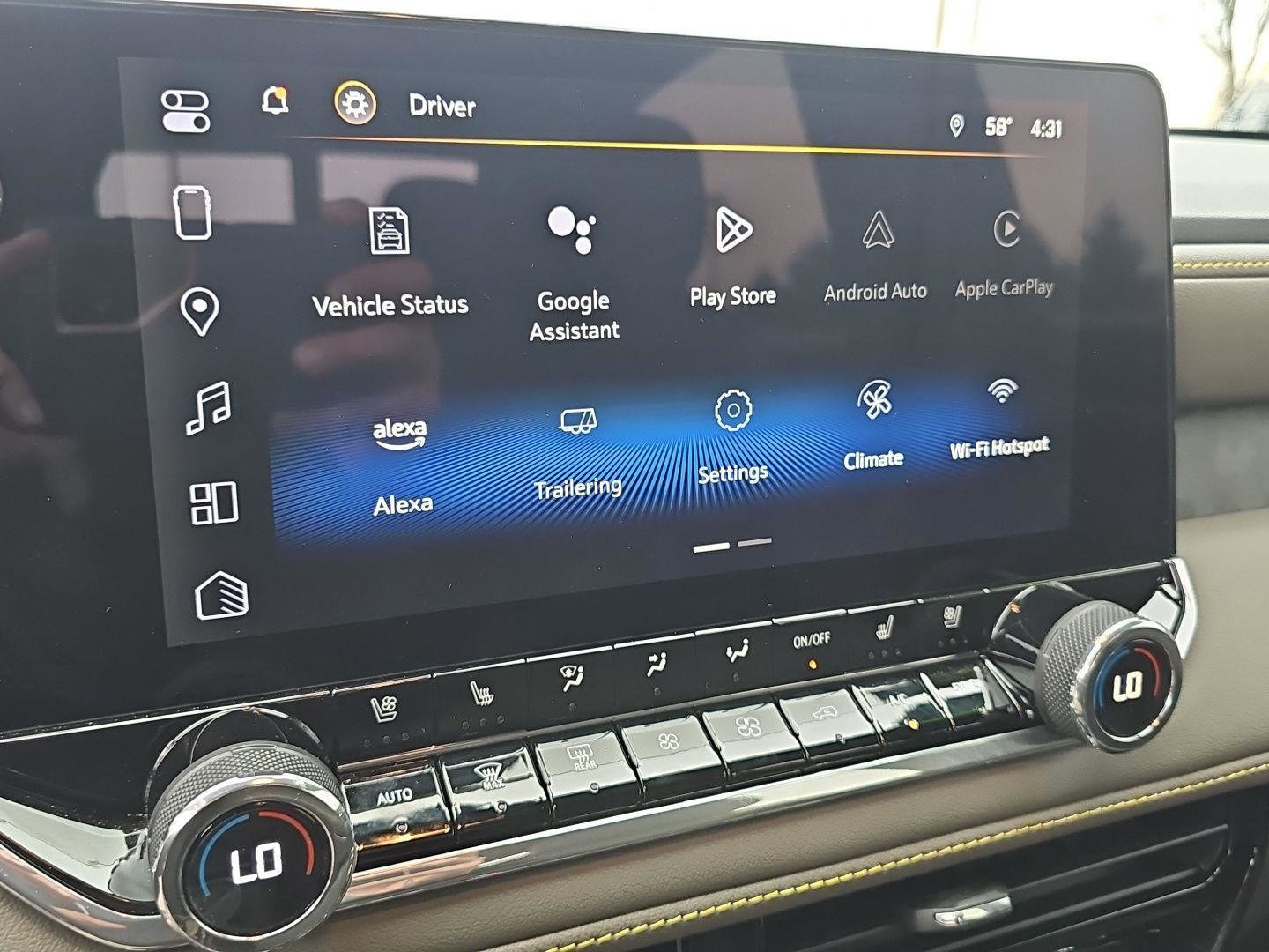 Used 2024 Chevrolet Colorado ZR2 w/ ZR2 Convenience Package III image 16