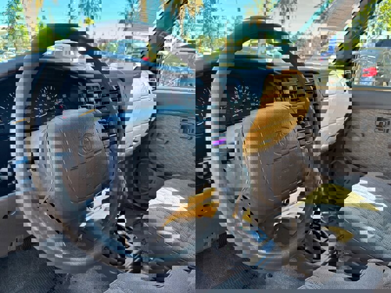 Used 1999 Toyota Tacoma 4x4 Xtracab V6 image 13