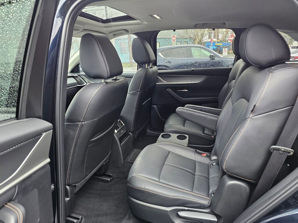 Certified 2024 MAZDA CX-90 Plug-In Hybrid w/ Preferred image 19