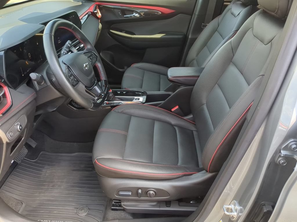 Used 2024 Chevrolet TrailBlazer RS w/ Convenience Package AWD/4WD image 17