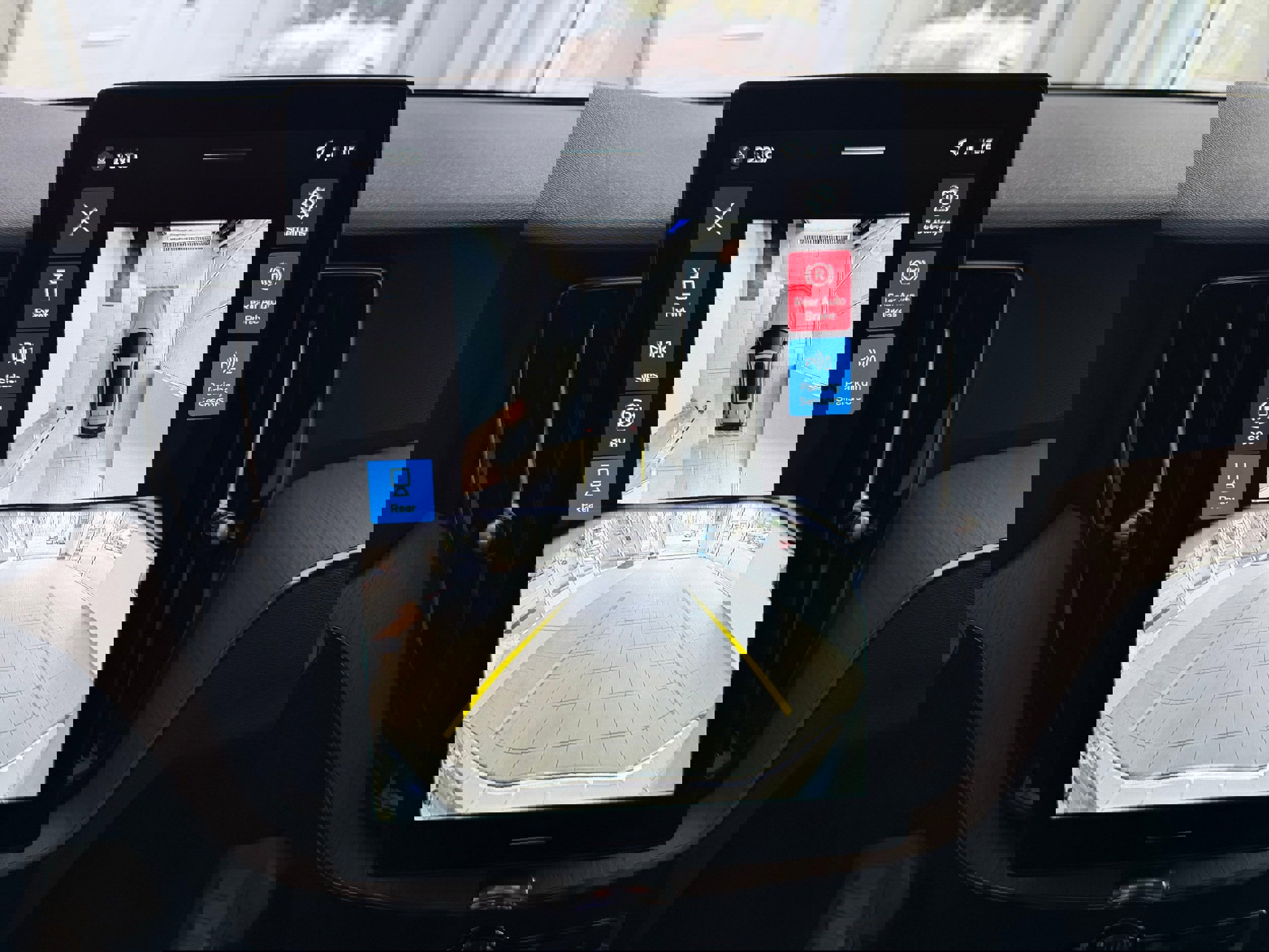 New 2026 Volvo XC60 B5 Plus w/ Protection Package Premier image 16