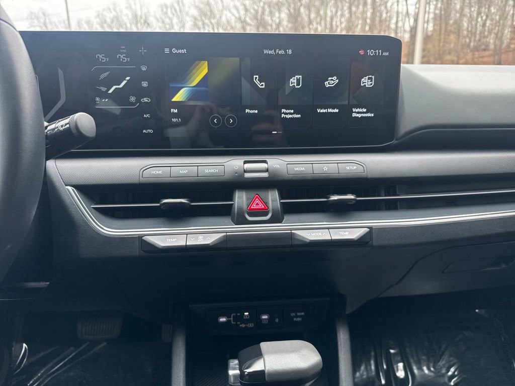 Used 2025 Kia K4 EX image 14