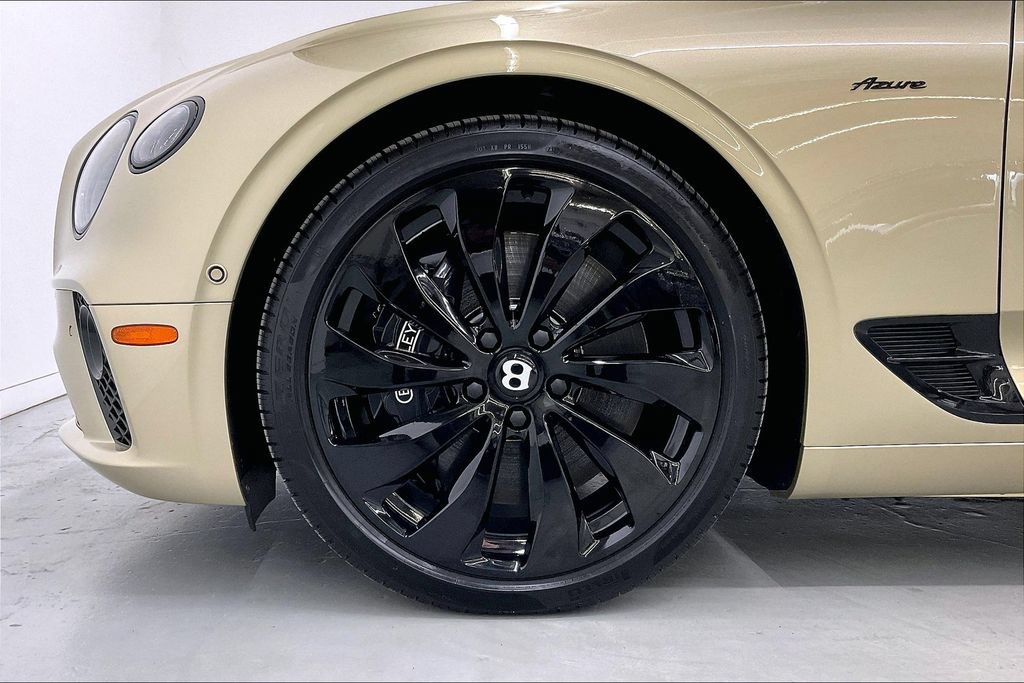 Used 2024 Bentley Continental GT Azure AWD/4WD image 17