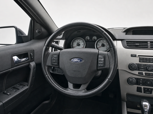 Used 2011 Ford Focus SEL w/ 301A Rapid Spec Order Code FWD image 21