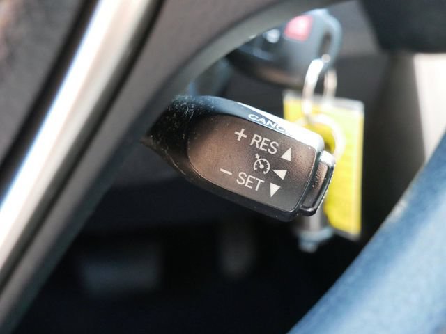 Used 2014 Toyota RAV4 LE AWD/4WD image 25