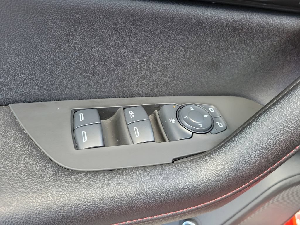 Used 2025 Chevrolet Blazer RS FWD image 20
