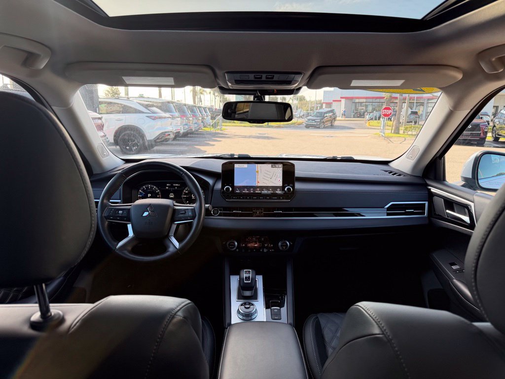 Used 2024 Mitsubishi Outlander SEL FWD image 16