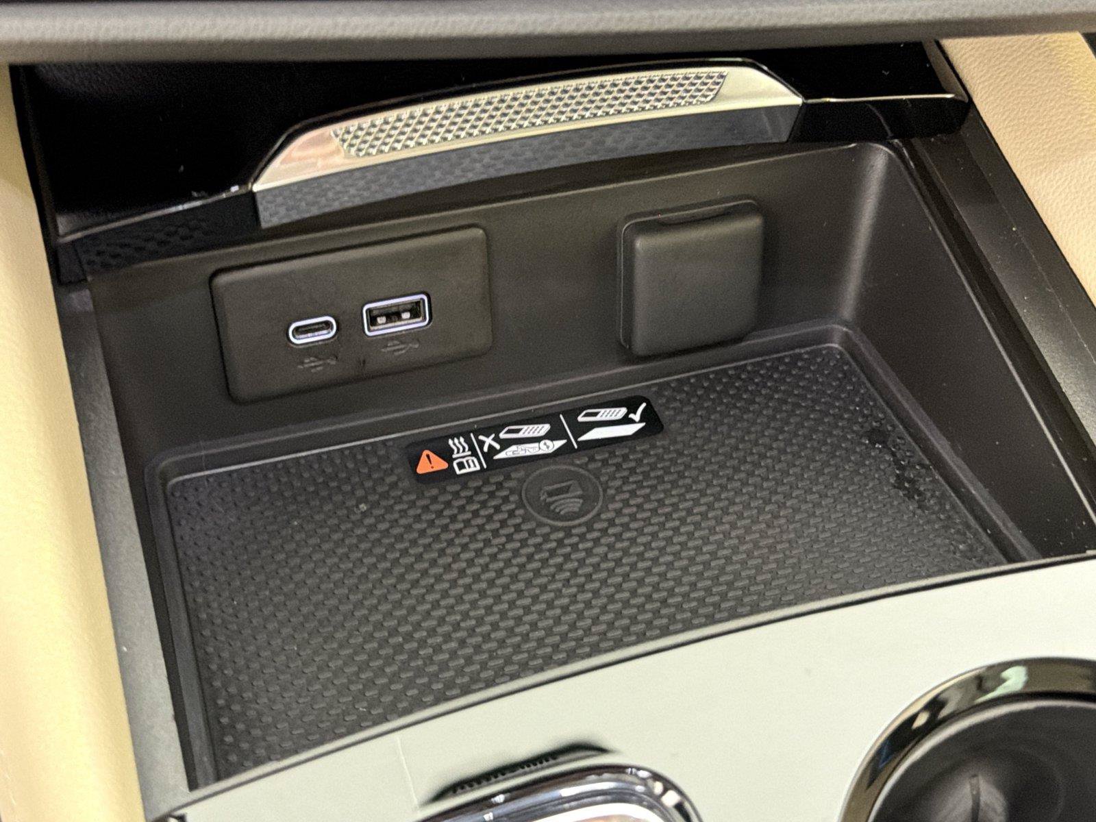 Certified 2024 Buick Envision Preferred AWD/4WD image 29
