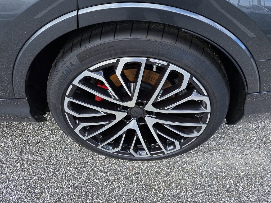 New 2026 Audi SQ7 Prestige image 30