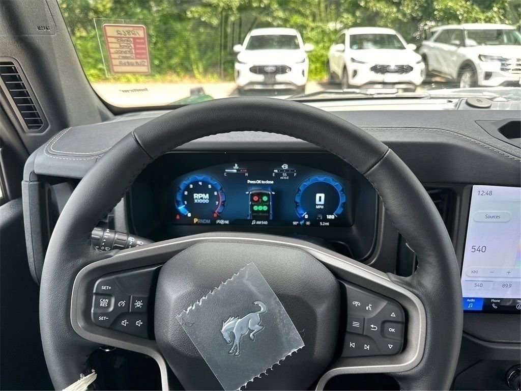 New 2025 Ford Bronco Badlands image 16