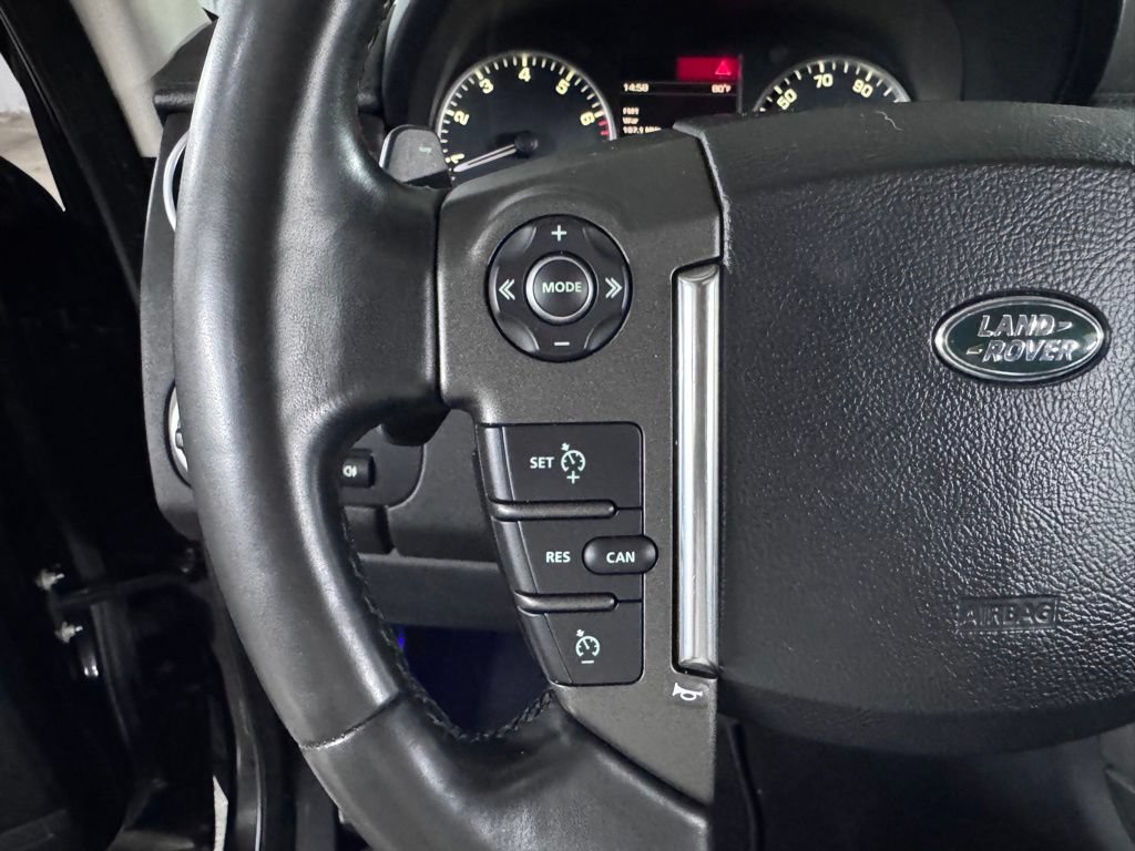 Used 2016 Land Rover LR4 AWD/4WD image 29