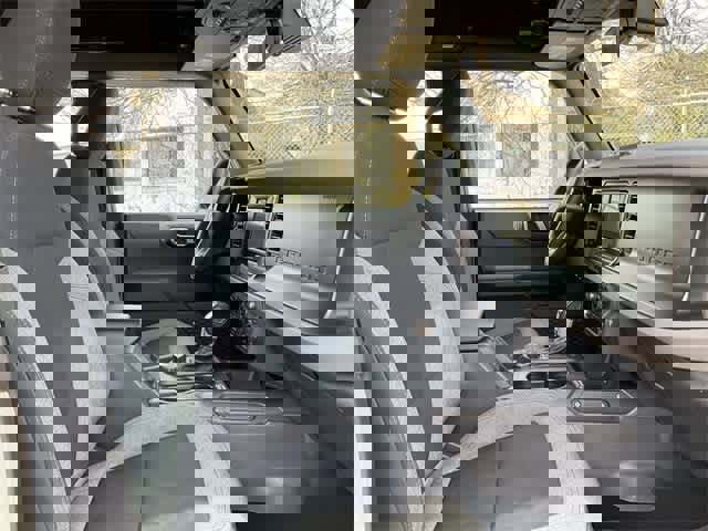 Used 2022 Ford Bronco 4-Door image 16