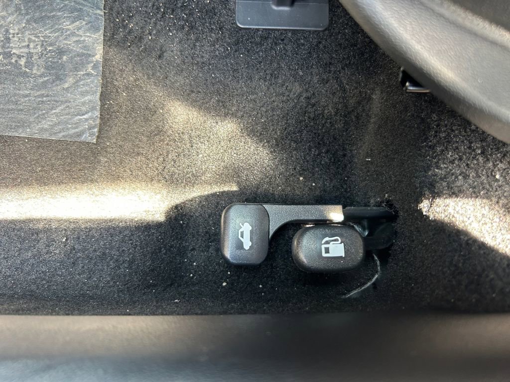 New 2026 Hyundai Elantra SE FWD image 19