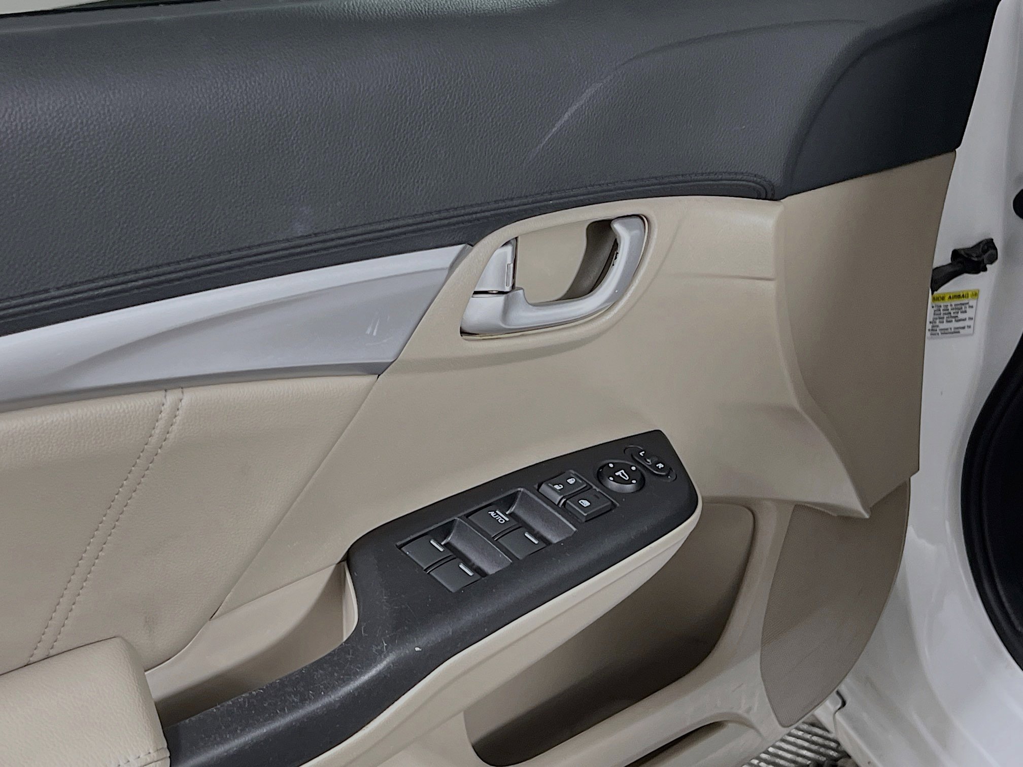 Used 2015 Honda Civic EX-L image 17