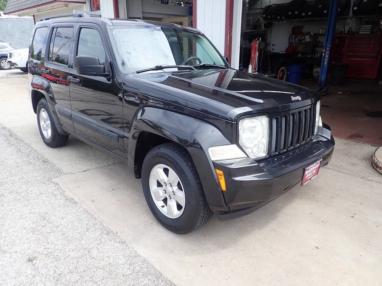 Used 2010 Jeep Liberty Sport w/ Popular Equipment Group image 20