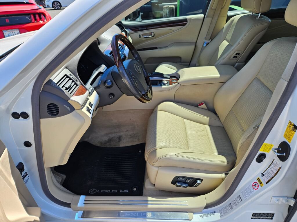 Used 2014 Lexus LS 460 L AWD/4WD image 14
