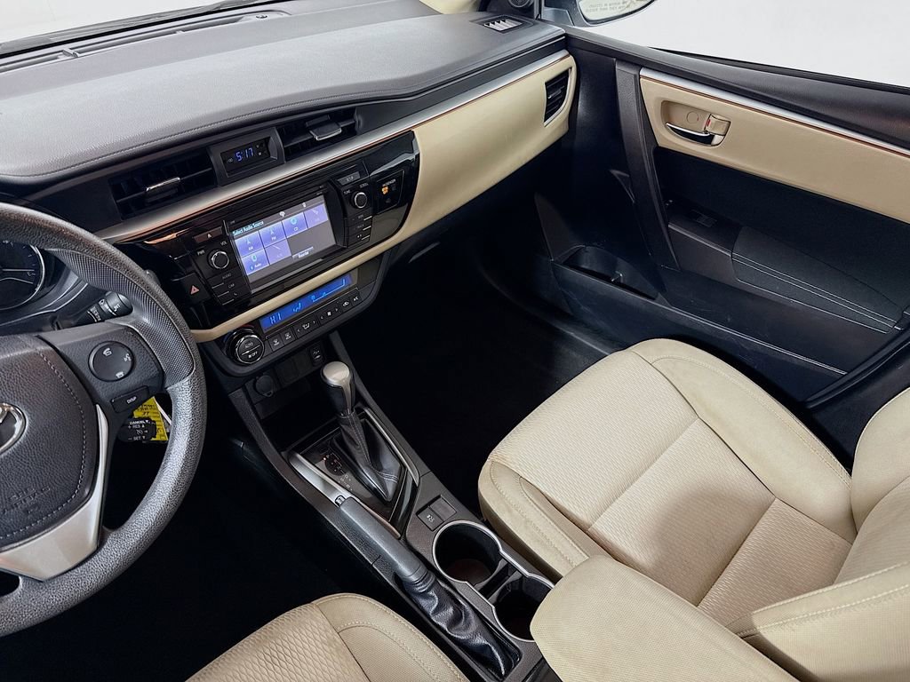 Used 2014 Toyota Corolla LE image 20