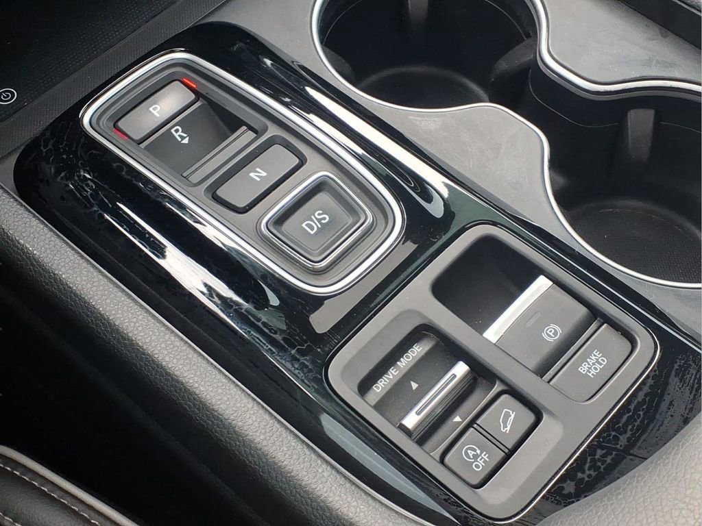 Used 2023 Honda Pilot Elite image 11