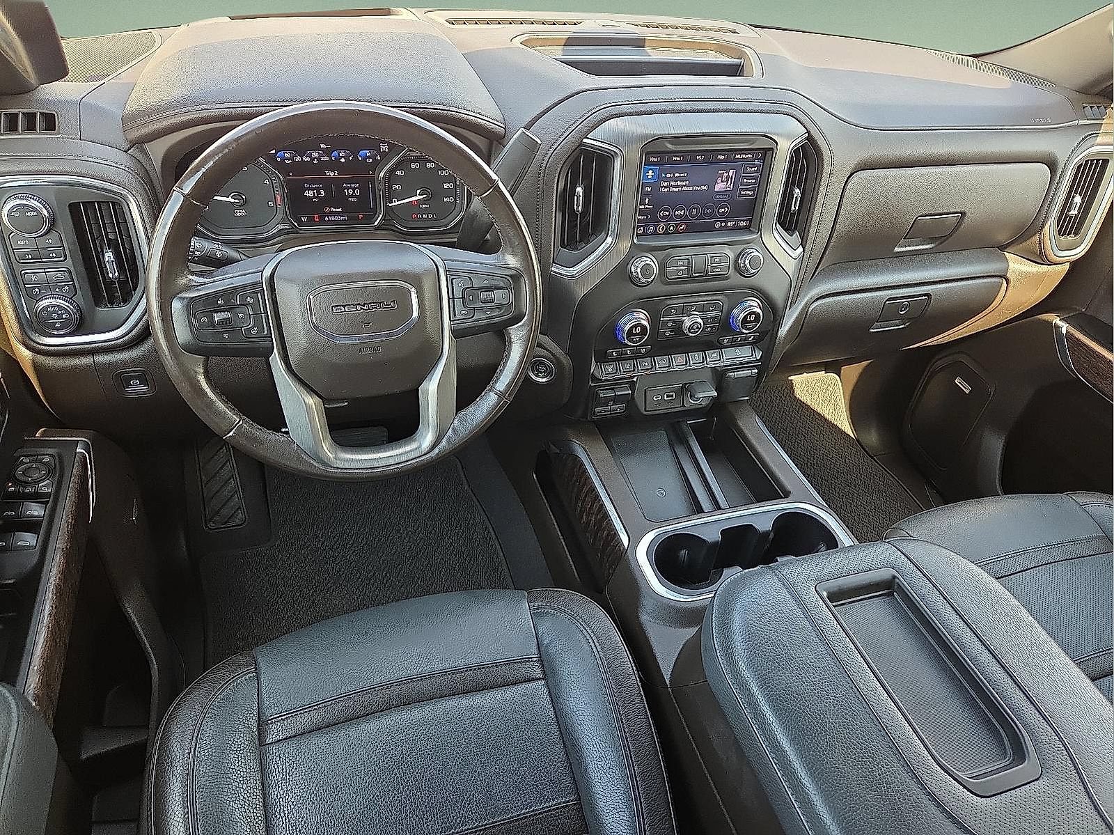 Used 2022 GMC Sierra 2500 Denali w/ Denali Ultimate Package AWD/4WD image 6