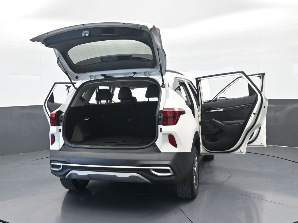 Used 2022 Kia Seltos S image 38