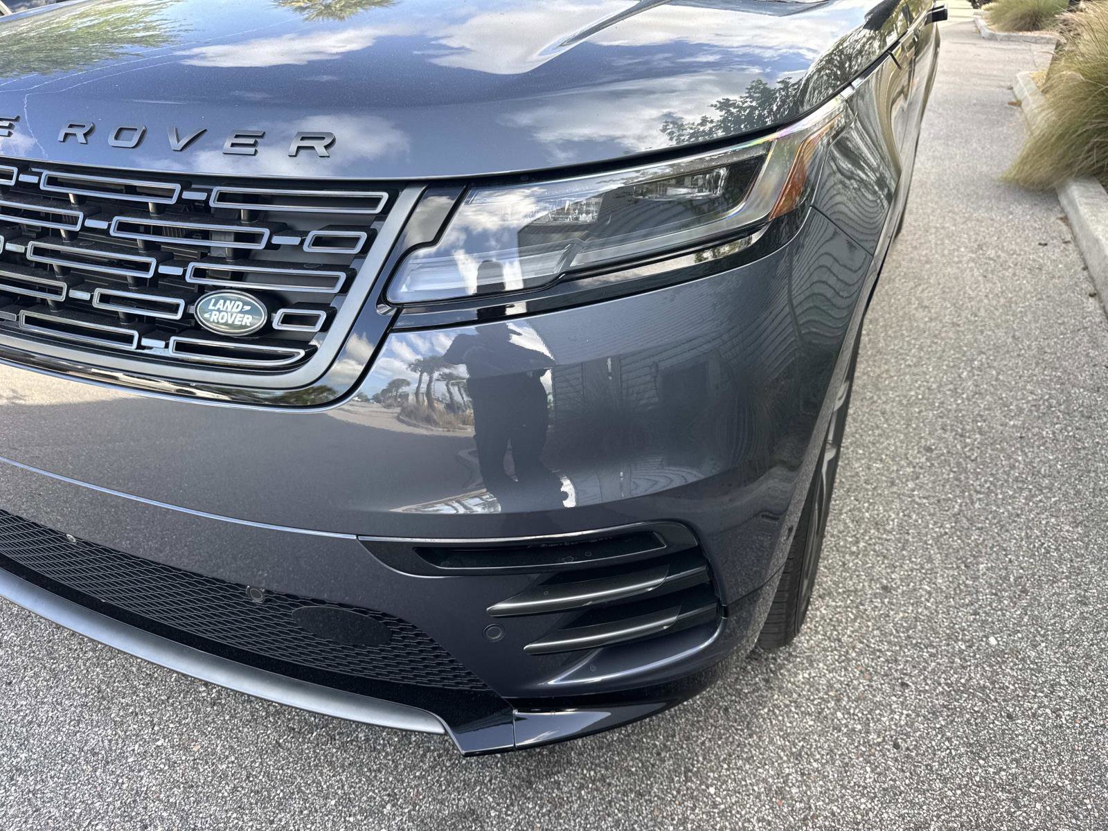 Certified 2026 Land Rover Range Rover Velar Dynamic SE AWD/4WD image 13