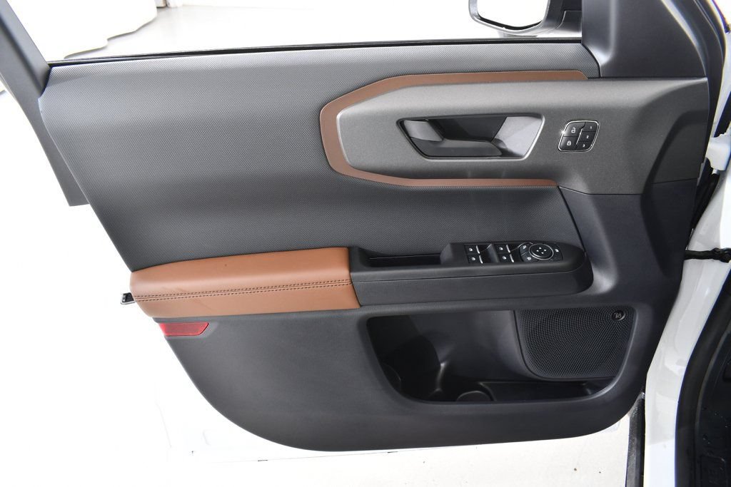 New 2025 Ford Bronco Sport Outer Banks w/ Outer Banks Tech Package+ AWD/4WD image 25