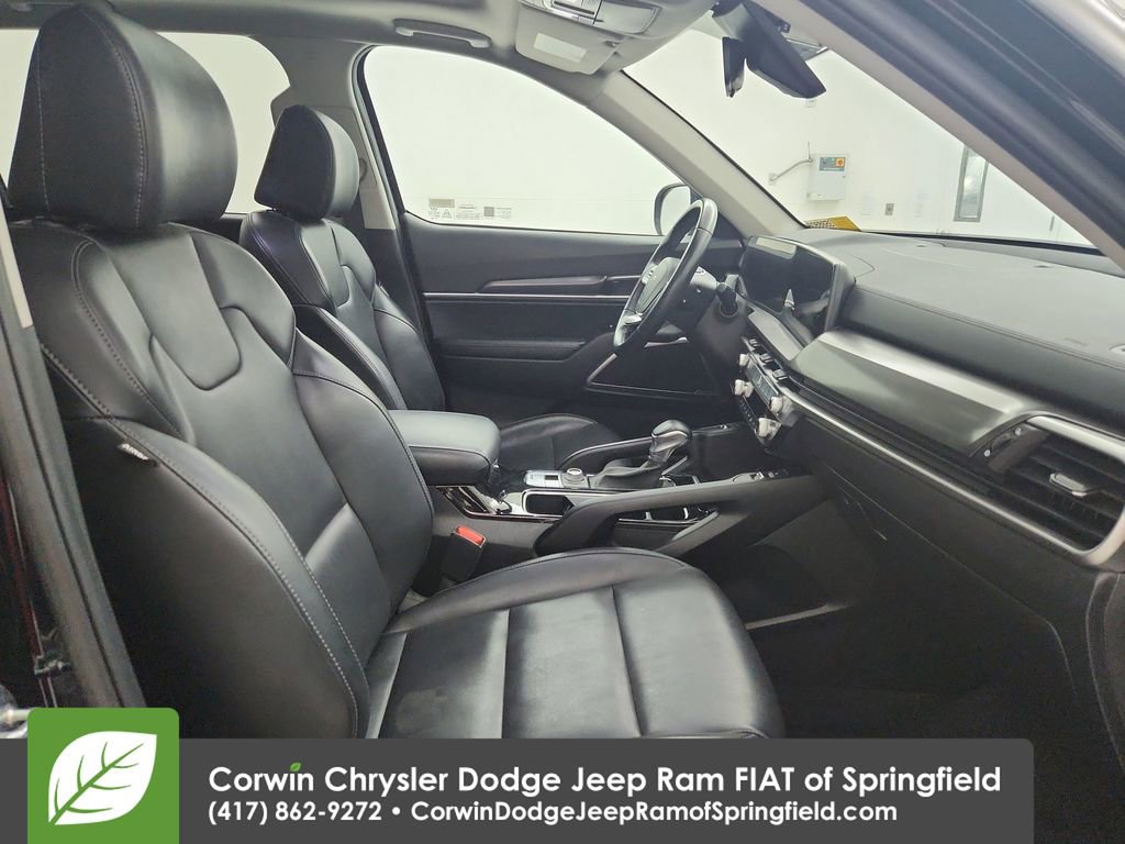 Used 2025 Kia Telluride S AWD/4WD image 33