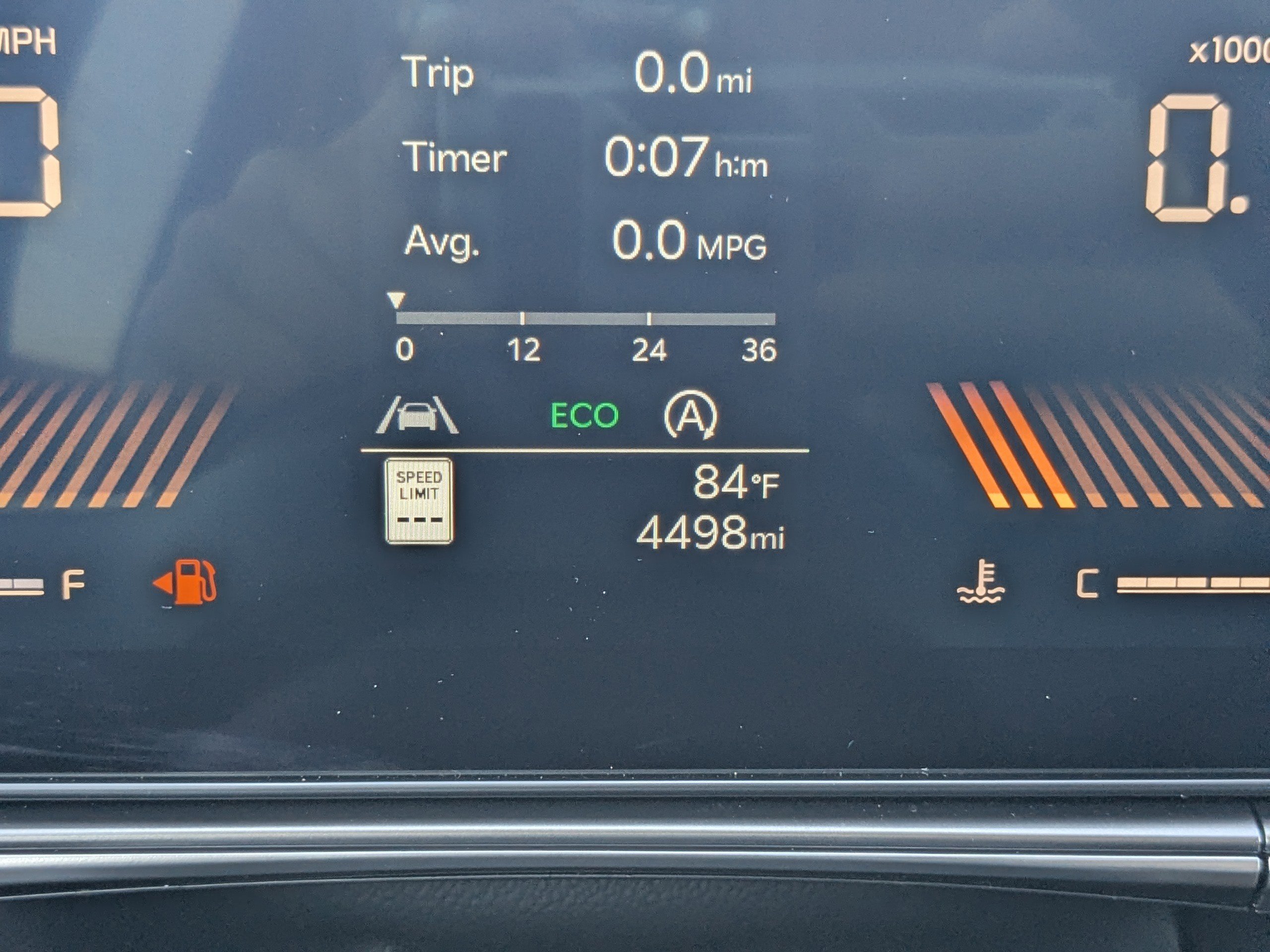 Certified 2025 Kia Sorento S w/ Panoramic Sunroof Package image 32