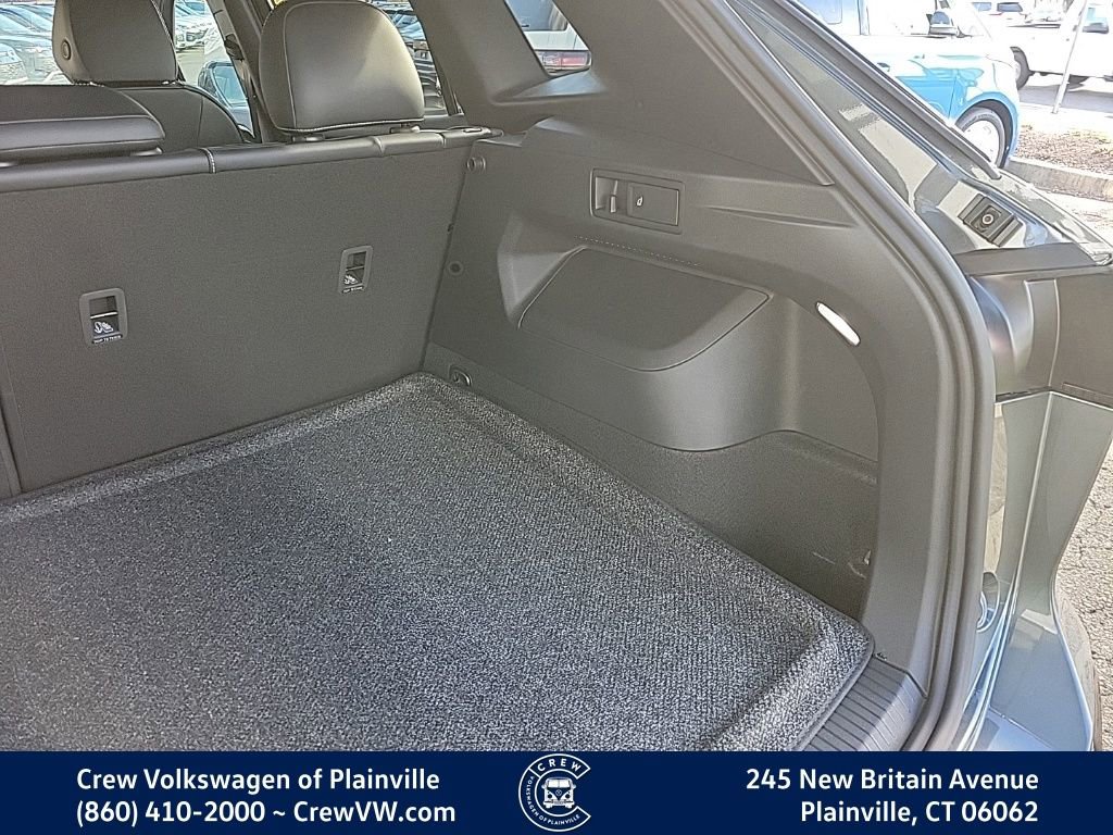 New 2026 Volkswagen Tiguan SE R-Line image 52