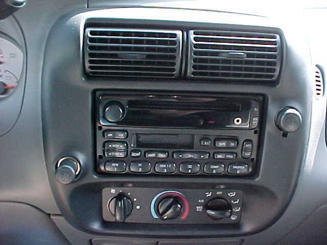 Used 2003 Ford Ranger 2WD Regular Cab image 23
