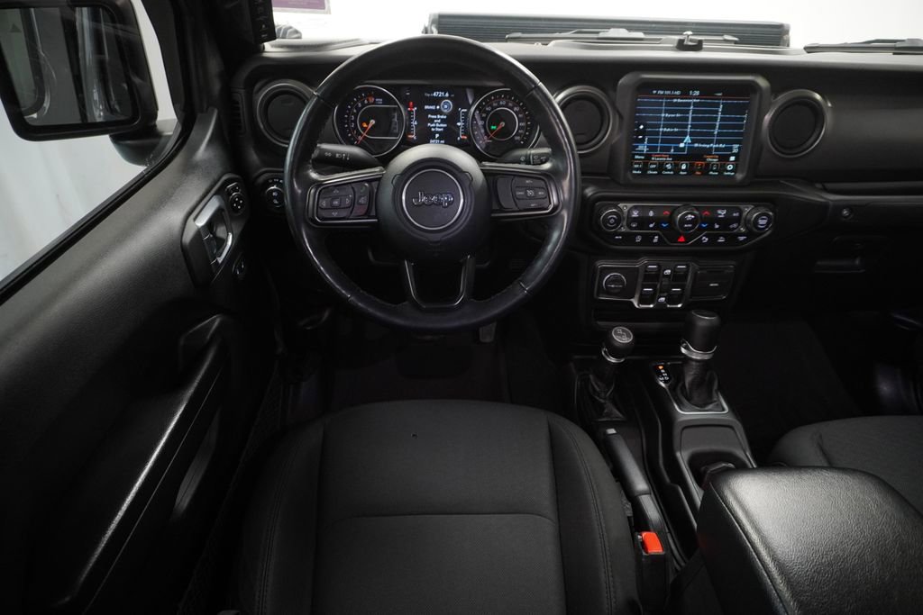 Used 2021 Jeep Gladiator Sport image 27