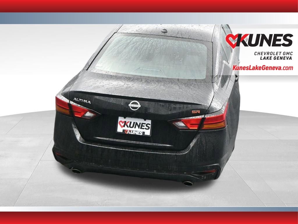 Used 2024 Nissan Altima 2.5 SR FWD image 38