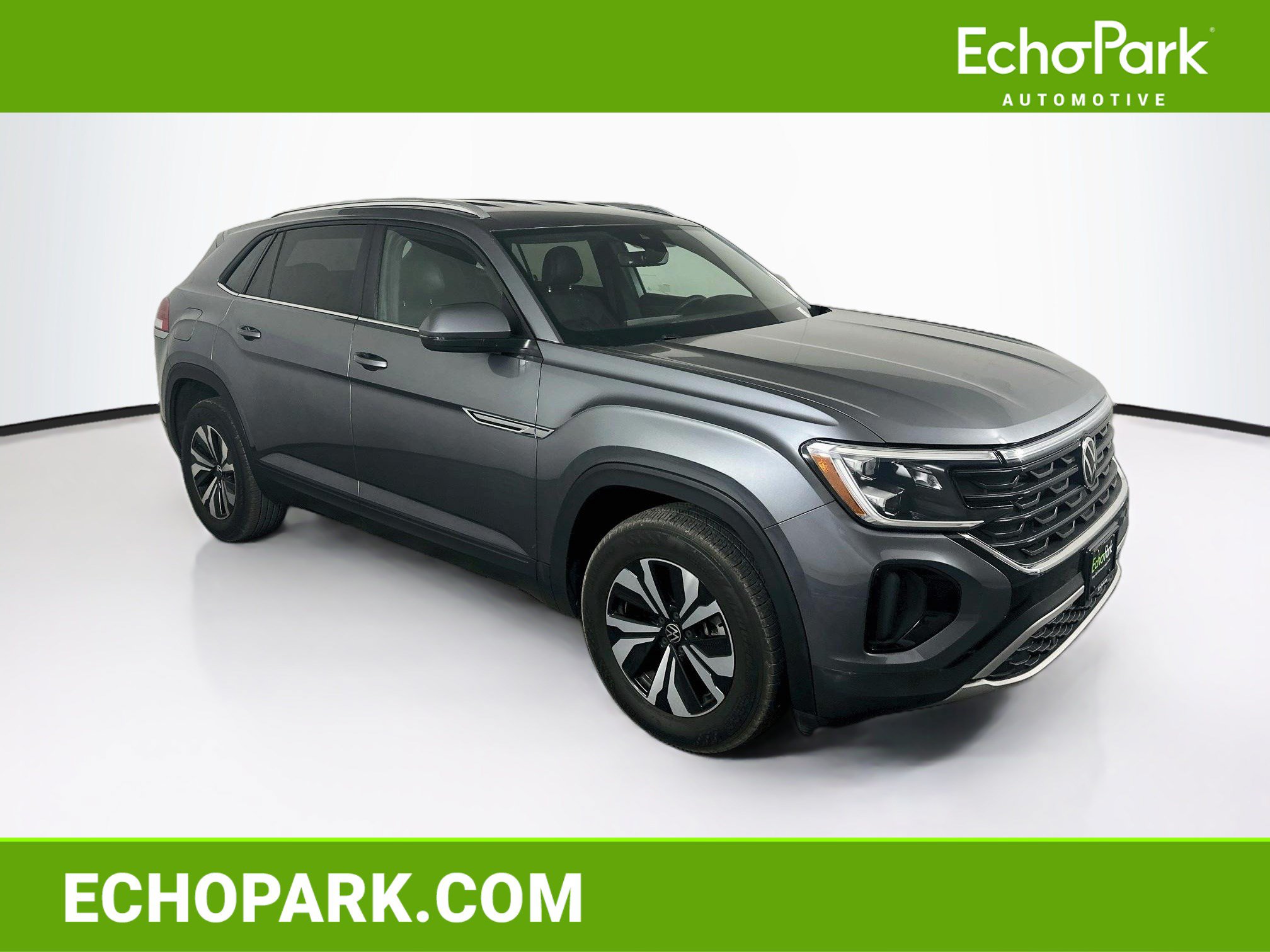 Used 2024 Volkswagen Atlas Cross Sport SE FWD image 1