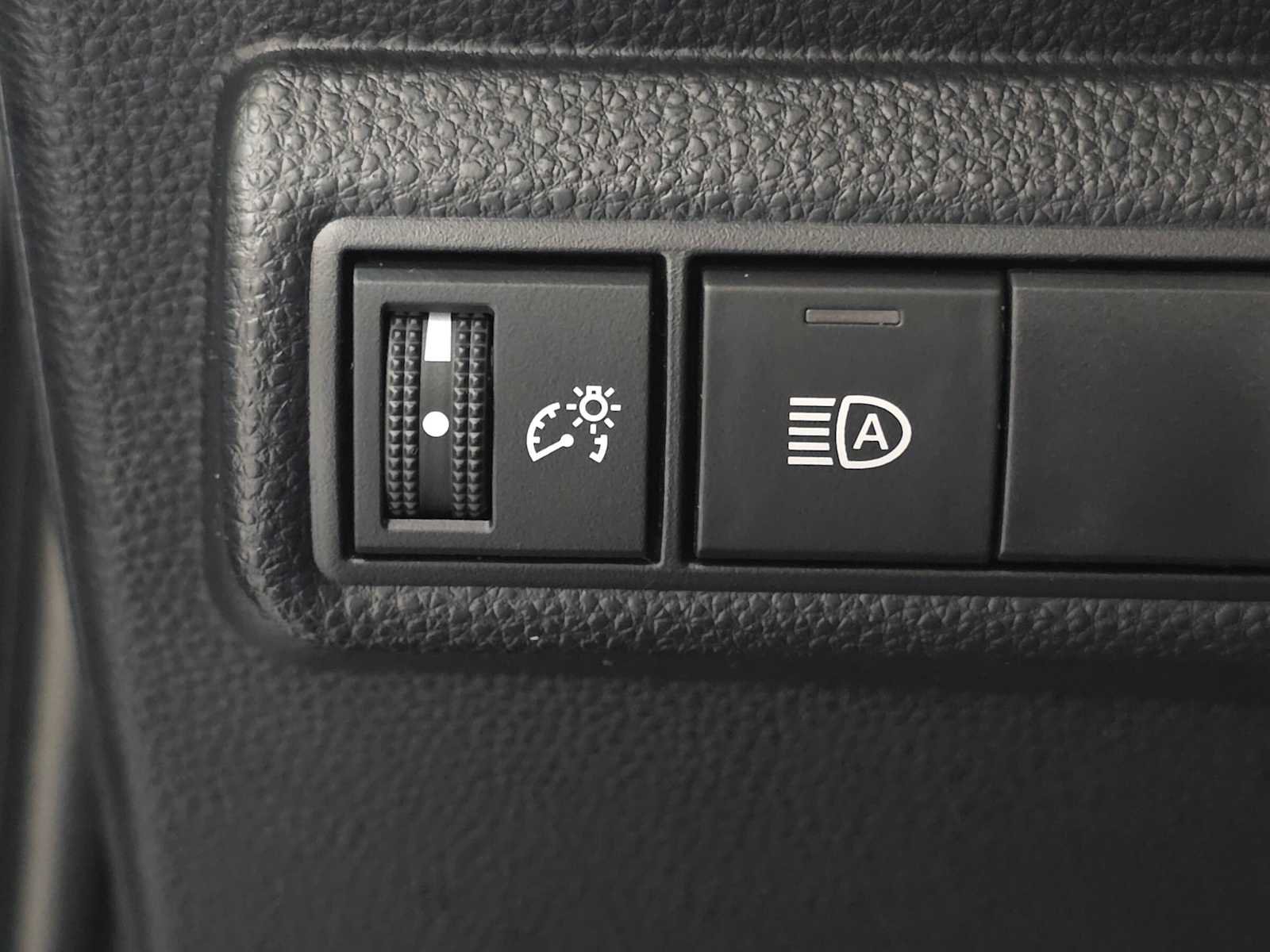 Certified 2024 Toyota Corolla LE FWD image 17