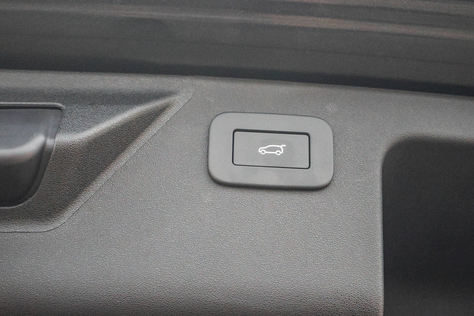 New 2026 Land Rover Discovery Sport Landmark AWD/4WD image 27