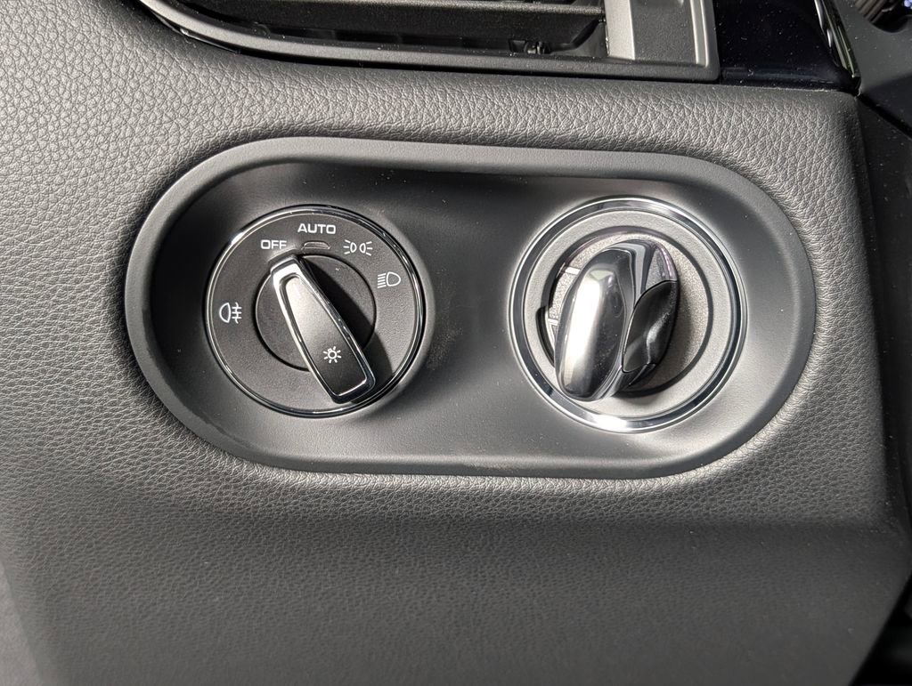 New 2026 Porsche Macan S image 34